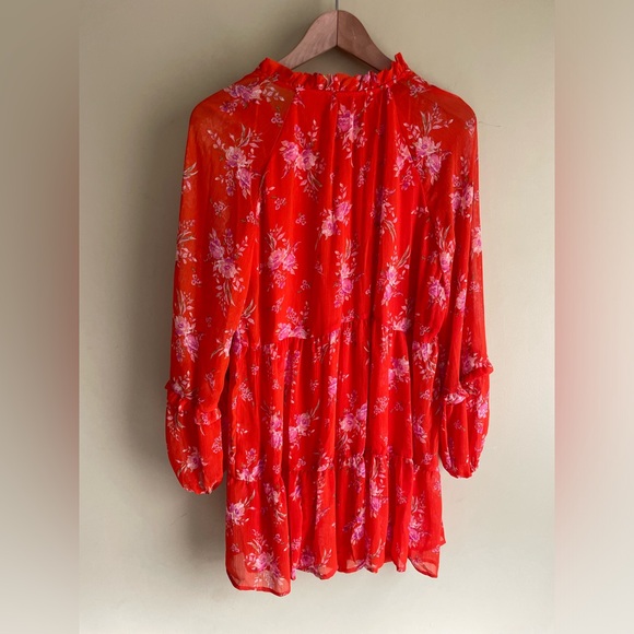 NWT Vince Camuto Tiered Floral Dress - Picture 2 of 5